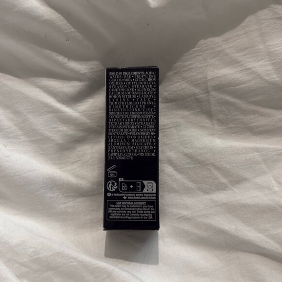 Giorgio Armani longwear luminous liquid eyeshadow - Picture 2 of 4